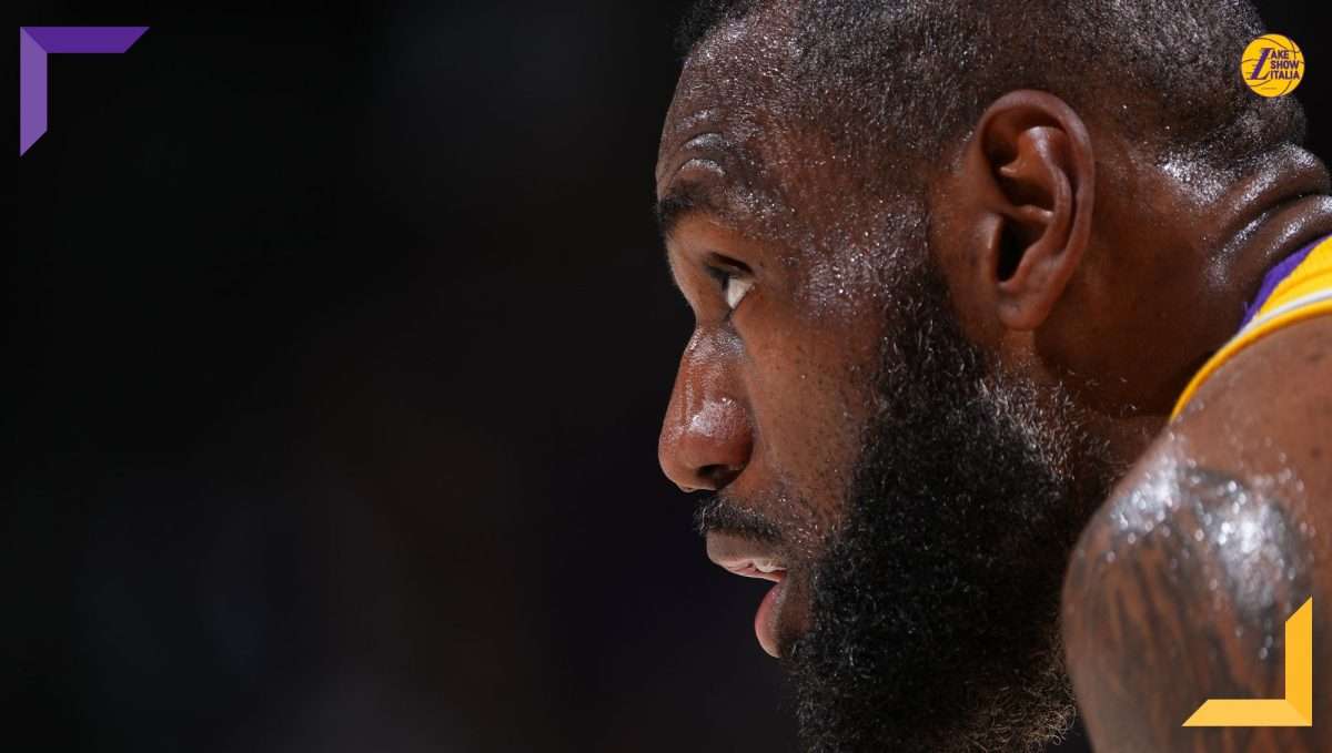 LeBron James ha deciso di non esercitare la Player Option e potrebbe rinnovare a cifre inferiori per migliorare il roster dei Lakers.