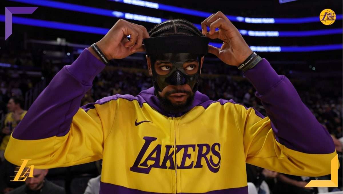 I Lakers hanno esercitato la team option sul contratto di Jordan Goodwin ed hanno esteso la two-way qualifying offer a Christian Koloko.