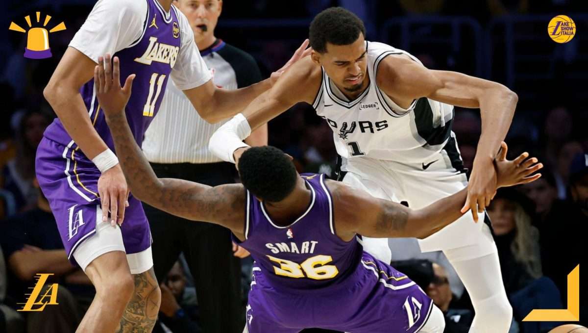 I Lakers ritrovano Marcus Smart per i quarti di finale della Emirates NBA Cup 2025 contro gli Spurs, che saranno privi di Victor Wembanyama.