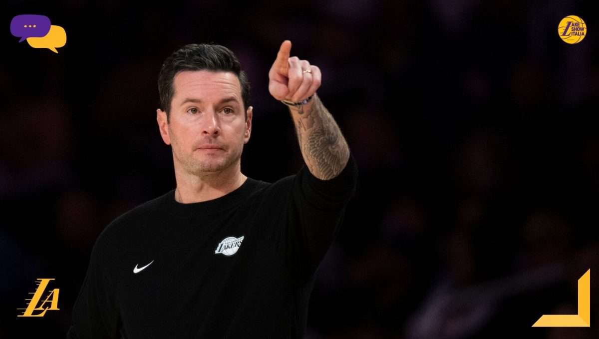 JJ Redick analizza la vittoria dei Lakers sui Raptors: decisive la difesa a zona, la lotta a rimbalzo e la prestazione di Deandre Ayton.